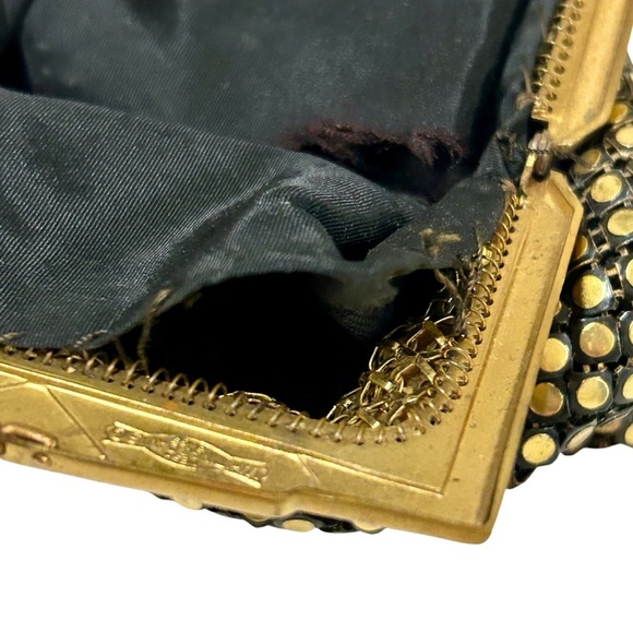 Vintage Whiting & Davis Gold Mesh Wristlet Evening Bag - Picture 4 of 6